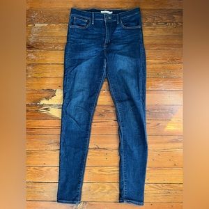 Levi’s 720 High Rise Super Skinny Jeans